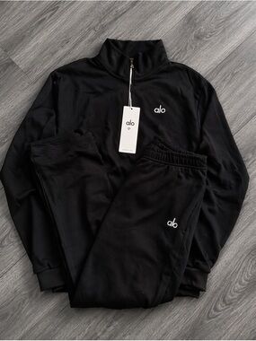 Alo Yoga Black Quarter Zip Tracksuit Set Women’s Jogger Sweatpants